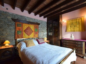 House | 5 bedrooms, individually furnished, bed sheets - Holiday Home in Ronchampay (La Roche-en-Ardenne)