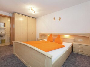 2 bedrooms, individually furnished - Deluxe Apartment in Sankt Gallenkirch With Mountain View (Sankt Gallenkirch)