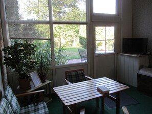 House | Dining