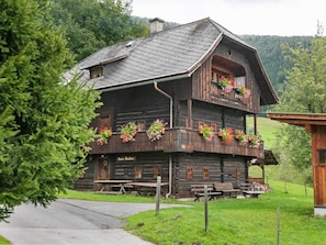 Apartment | Exterior
