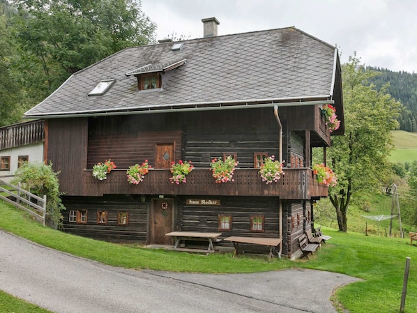 Apartment | Exterior