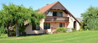 Luxury Cottage in SpĂĄlov With Private Swimming Pool