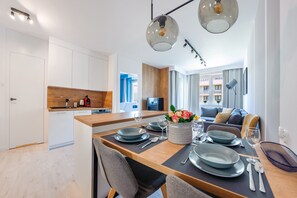 Apartment (26D) | Living area | Flat-screen TV - Apartamenty Sun & Snow Zielone Tarasy (Kolobrzeg)