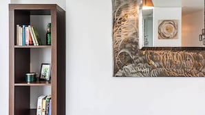 تفاصيل الفندق من الداخل