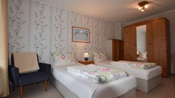 Apartment | 2 Schlafzimmer, individuell eingerichtet, Bettwäsche