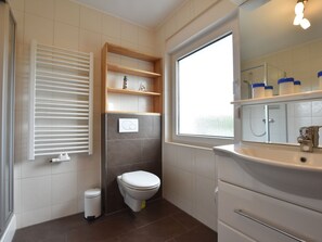 Ferienhaus | Badezimmer | Badewanne