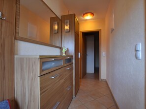 3 Schlafzimmer, individuell eingerichtet, Bettwäsche