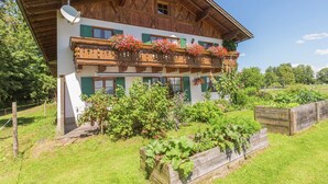 Unclassified image, 3 of 24, button - Exquisite Apartment in Steingaden near Ski Area (Steingaden)
