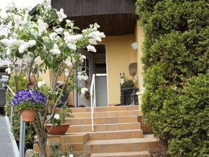 Apartment | Exterior - Landhaus Ferienwohnung in Gorow (Satow)