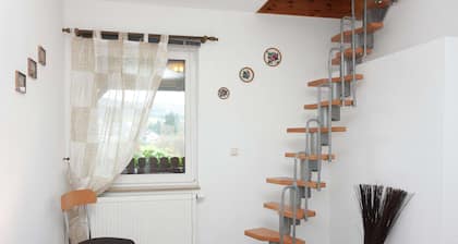 Holiday Stay With Terrace