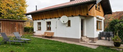 House | Terrace/patio