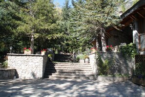 Property entrance - Hotel Vallibierna (Benasque)