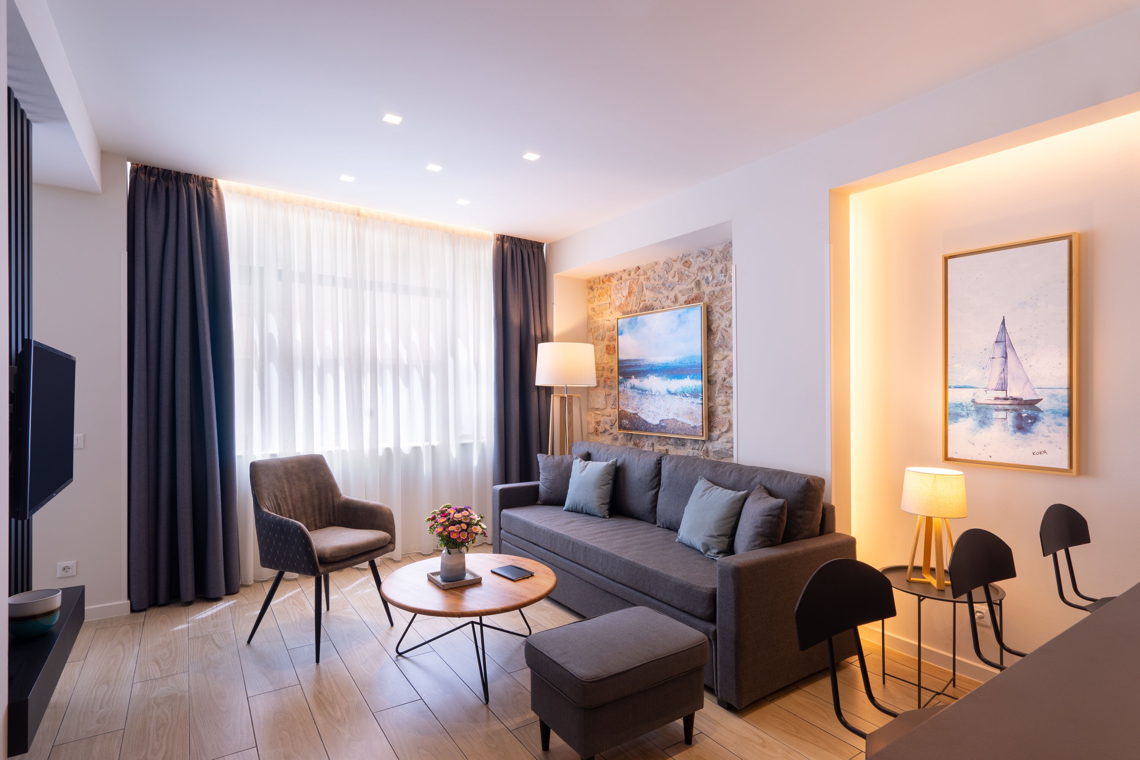 Télévision LED de 45 pouces avec chaînes par satellite, télévision