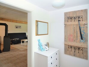 1 bedroom, individually furnished, bed sheets