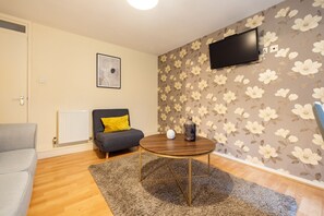 Apartment | Living area | 32-inch flat-screen TV with cable channels, TV - The Waterloo Collection (London)