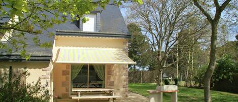 House | Terrace/patio