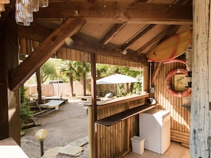 Spa - Luxurious Restored Building With Heated Swimming Pool, Terraces and Jacuzzi (Lacapelle-Marival)