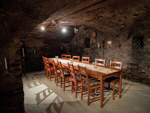 Apartment | Dining - Ernst Lakeside Escape (Ernst)