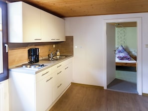 Apartment | Private kitchen | High chair - Ernst Lakeside Escape (Ernst)