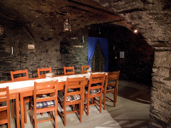 Apartment | Dining