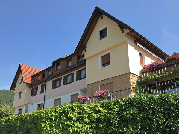 Apartment | Exterior
