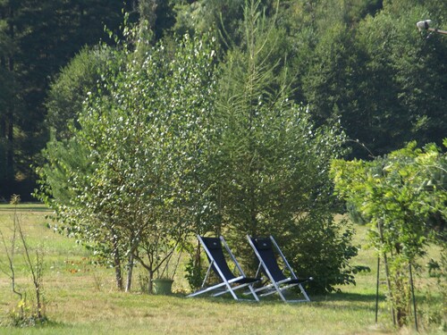 Family Escape With Garden