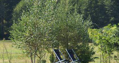 Family Escape With Garden