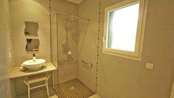 House | Bathroom