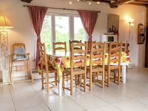 Dining - Characteristic, 16-th Century House With Heated Swimming Pool (Courtonne-les-Deux-Eglises)