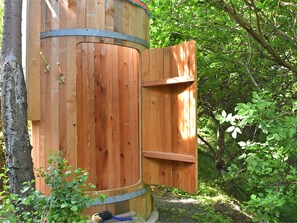 Shower, towels - Pretty Holiday Home in Ballenstedt with Sauna, Hot Tub, Terrace (Ballenstedt)
