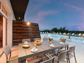 Villa | Balcony - Spacious Villa in Nin With Swimming Pool (Vrsi)