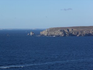 Exterior - Modern Holiday Home in Plouhinec (Plouhinec)