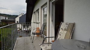 Unclassified image, 2 of 22, button - Well-Maintained Holiday Home on a Vineyard near Town Center (Kröv)