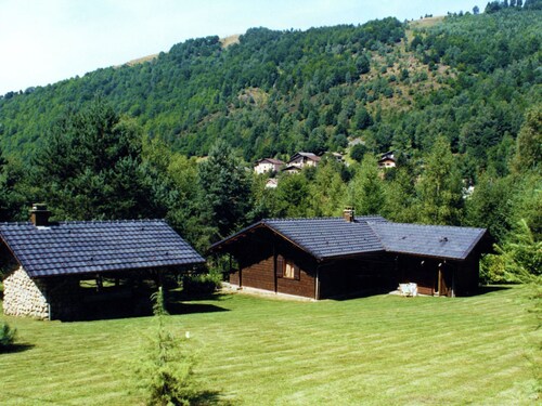 Wooden, Quietly-located Chalet With Garden on the Edge of the Forest in the French Countryside