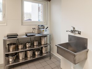House | Private kitchen | Stovetop, coffee/tea maker - Holiday Home Near Monschau With a Sauna (Schleiden)