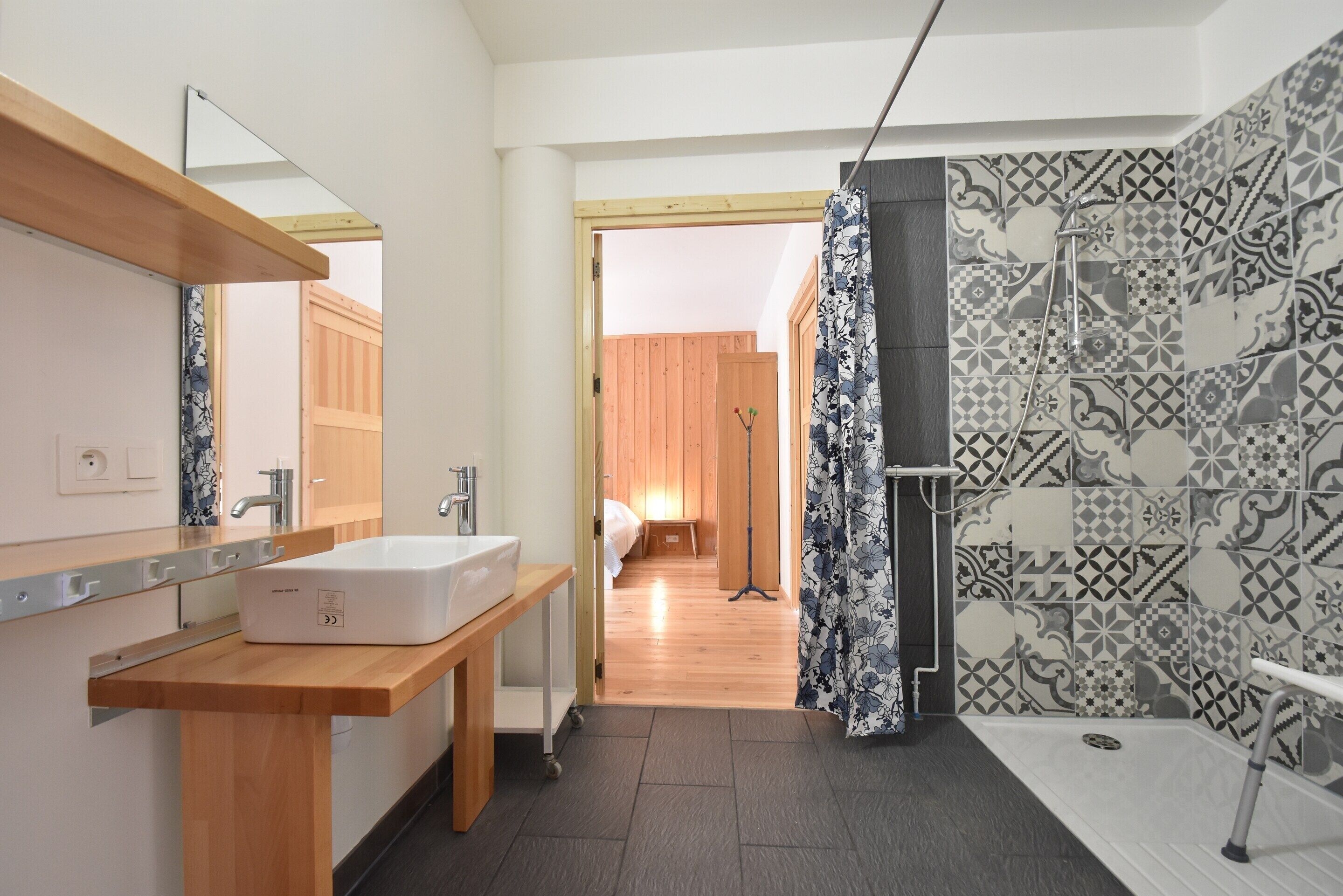 House | Bathroom