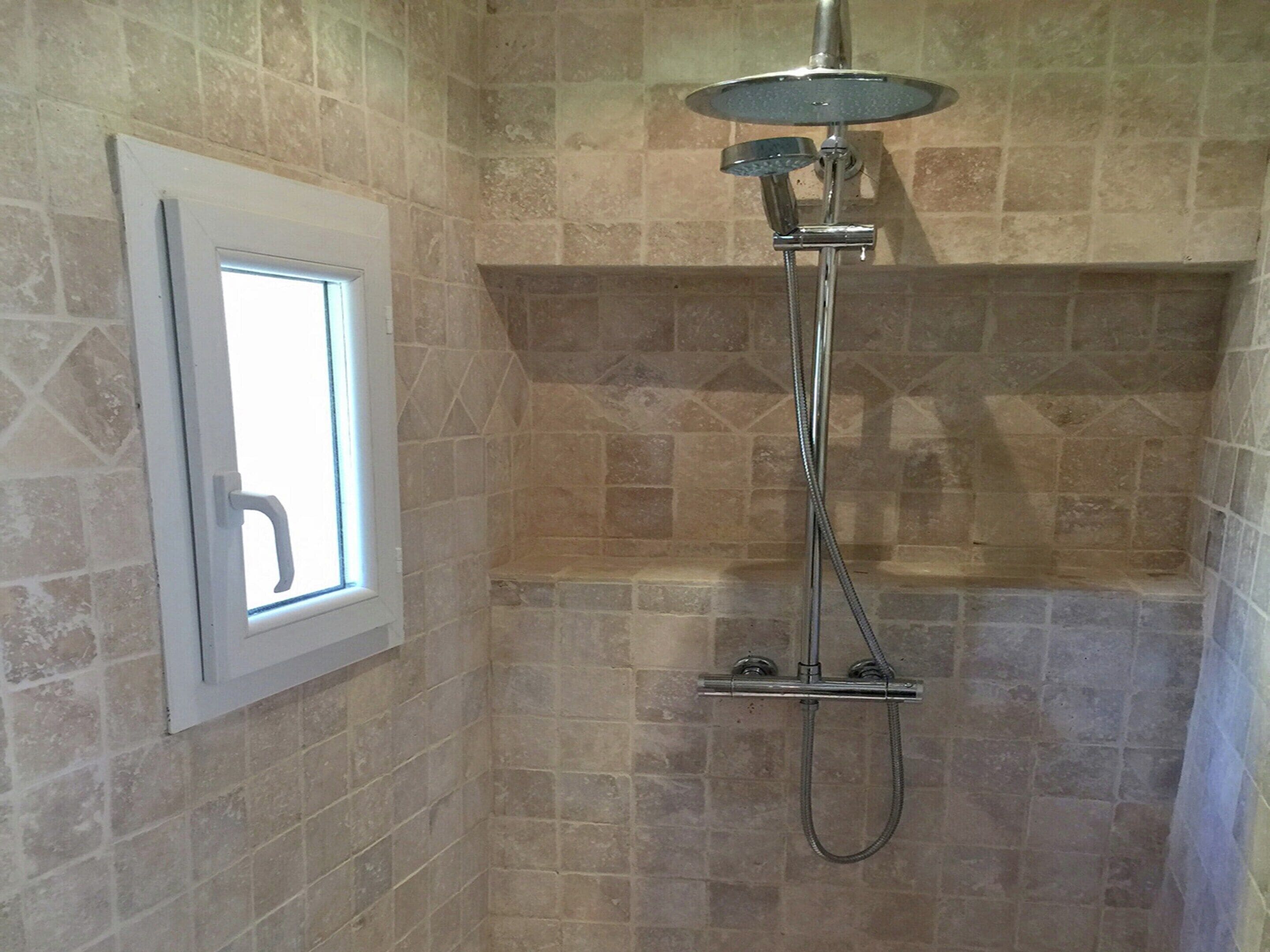 House | Bathroom