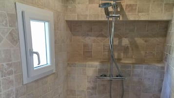 House | Bathroom