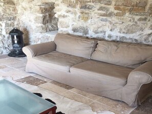 House | Living room - Villa in Ampus With Panoramic Views & Pool (Ampus)