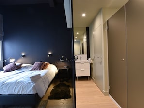 Departamento | 6 habitaciones, muebles diferentes y ropa de cama