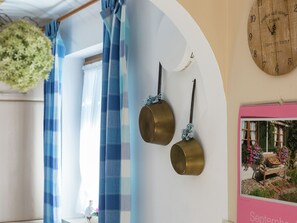 2 bedrooms, individually furnished, bed sheets - Hill-view Farmhouse in Gogel Garden Balcony Barbecue (Steingaden)