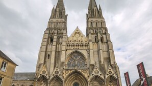 Exterior - Lovely Apartment in Bayeux With Courtyard & Heating (Bayeux)