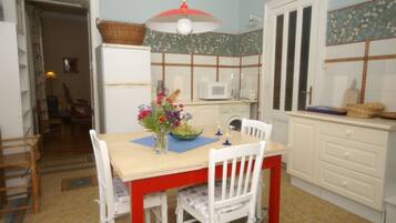 House | Private kitchen