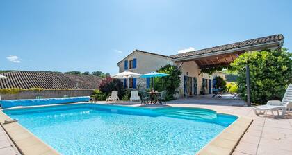 Cozy Farm Stay in Aquitane With Swimming Pool