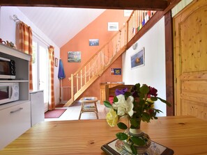 House | Living room | DVD player - Cosy Holiday Home With Sheltered Terrace and Barbecue, Close to the Beach (Saint-Pair-sur-Mer)