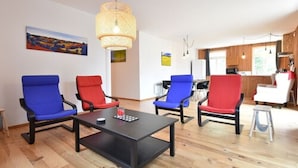 House | Living room - Mansion in Cuzy With Shared Pool (Cuzy)
