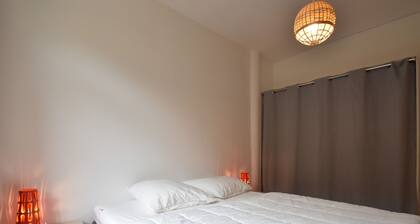 Mansion in Cuzy With Shared Pool