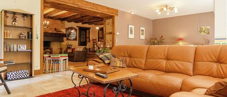 ハウス | リビングルーム