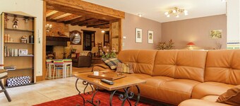 Spacious Farmhouse With Pool