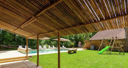 Spacious Farmhouse With Pool